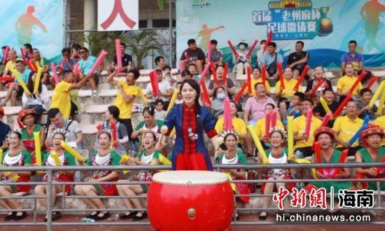 朋友妈妈顶嘴诱惑